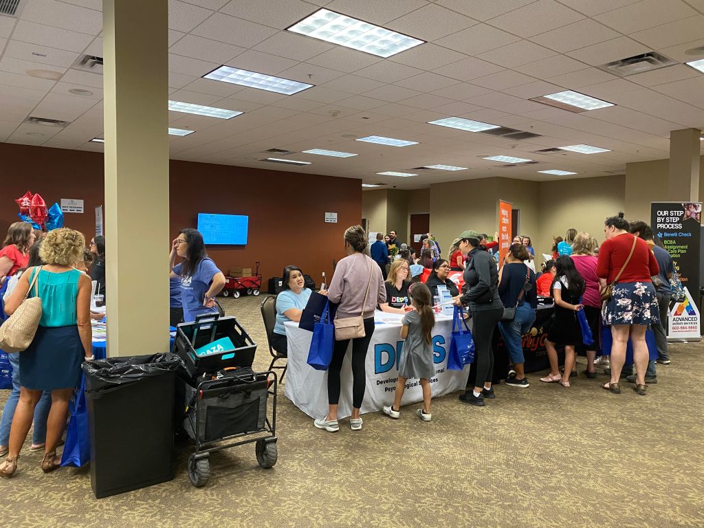 The expo fills up with a lot of attendees (both young and old). The lines for various autism vendor booths also get a little crowded!
